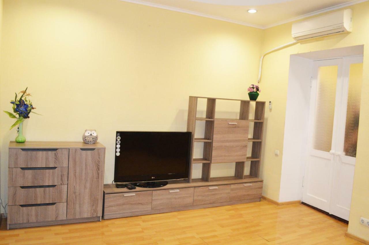 Owl Home Odessa Cozy Spacious Apartment In A Quiet Center Between Deribasovskaya And Privoz Ngoại thất bức ảnh